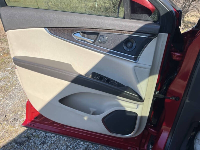 2020 Lincoln Nautilus Reserve