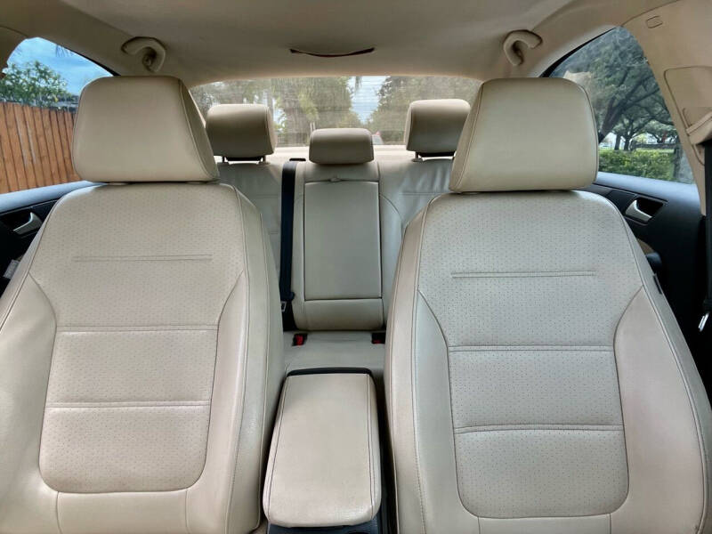 2014 Volkswagen Jetta SE