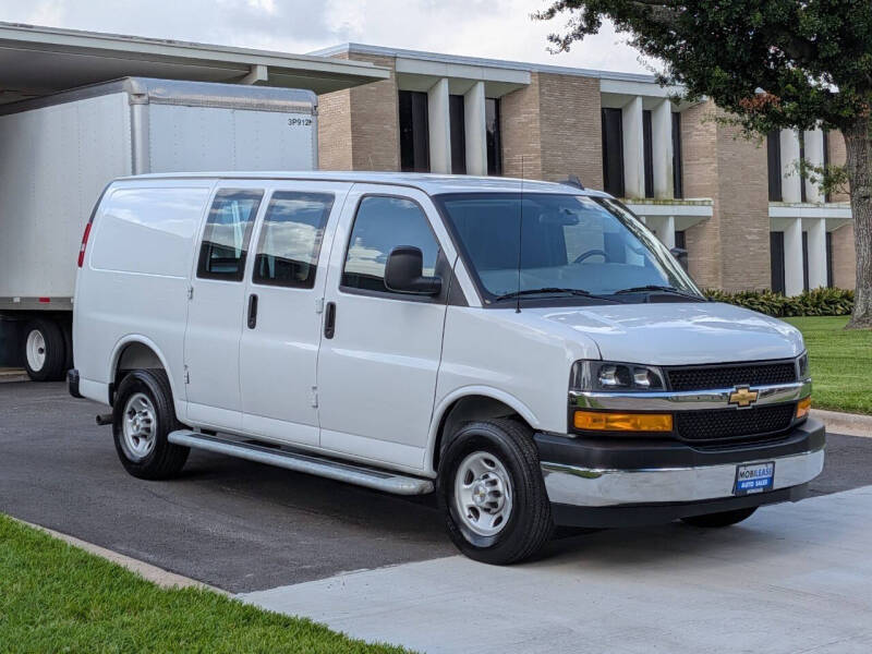 2025 Chevrolet Express 2500