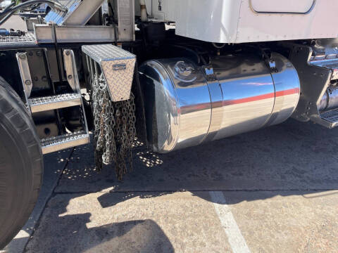 2014 Peterbilt 388