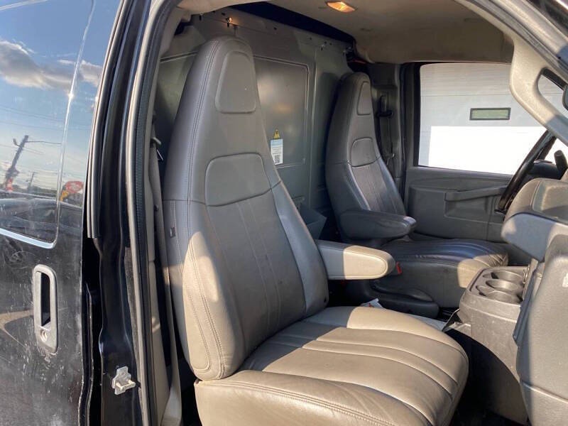 2016 Chevrolet Express 2500