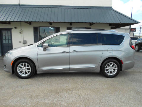 2020 Chrysler Pacifica Touring L