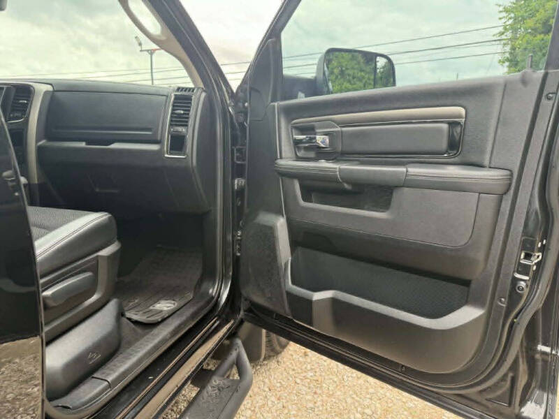 2017 RAM 1500 Sport