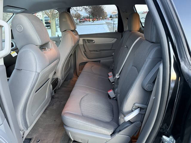 2017 Chevrolet Traverse LT