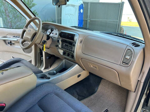 2002 Ford Explorer Sport Trac Value