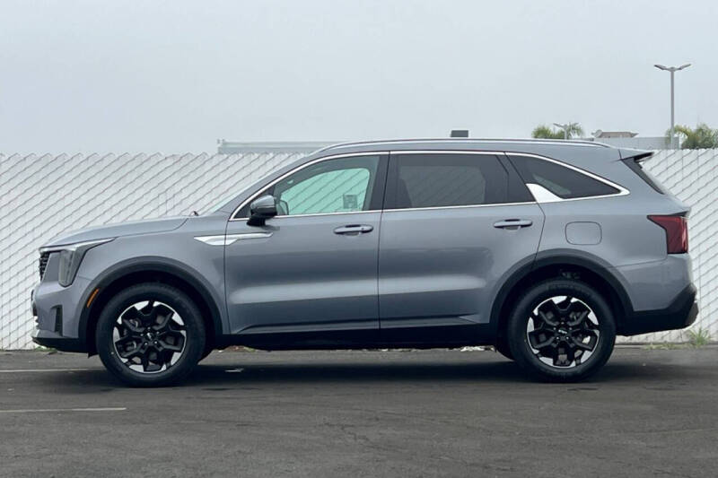2024 Kia Sorento S