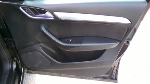 2017 Audi Q3 2.0T quattro Premium Plus