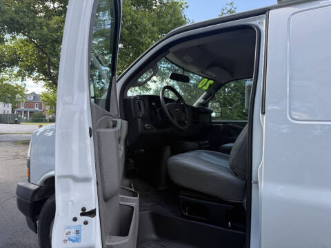 2020 GMC Savana 2500