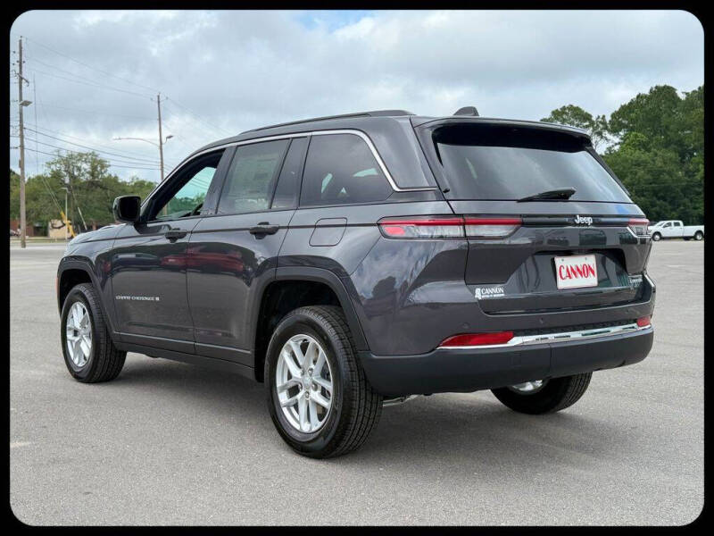 2026 Jeep Grand Cherokee Laredo X