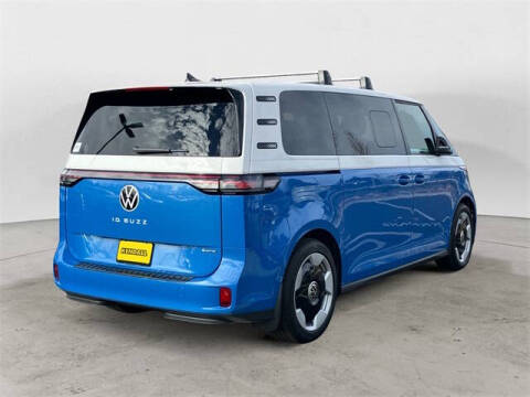 2025 Volkswagen ID. Buzz Pro S Plus 4Motion