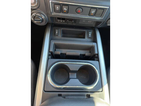 2024 Nissan Titan XD SV