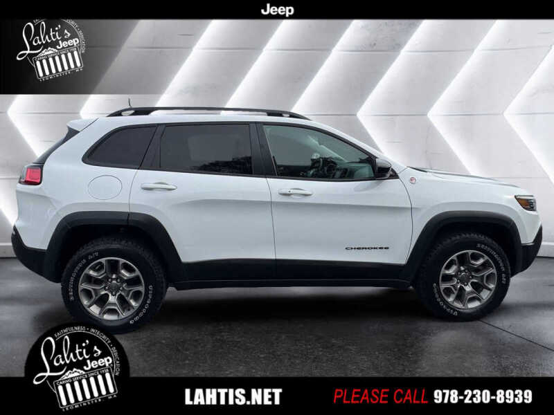 2022 Jeep Cherokee Trailhawk