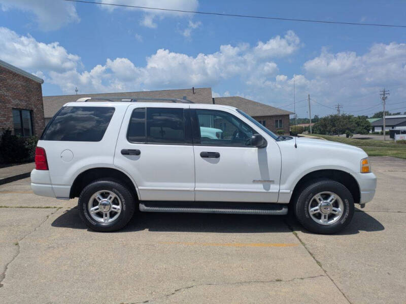 2004 Ford Explorer XLT