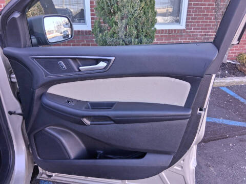 2017 Ford Edge SE