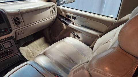 2002 GMC Yukon XL Denali