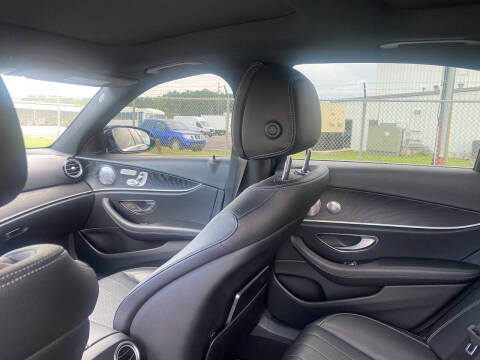 2017 Mercedes-Benz E-Class E 300 4MATIC