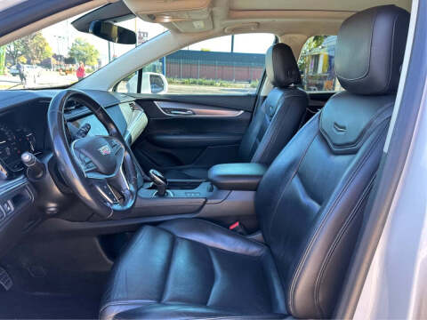 2018 Cadillac XT5 Luxury