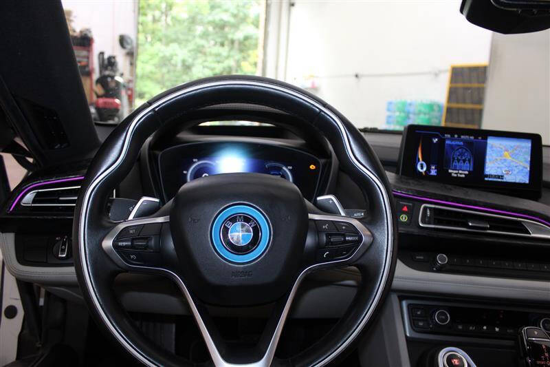2015 BMW i8