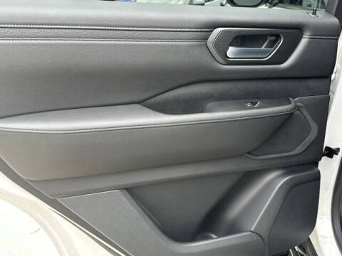 2025 Nissan Armada SV