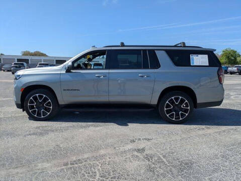 2023 Chevrolet Suburban RST