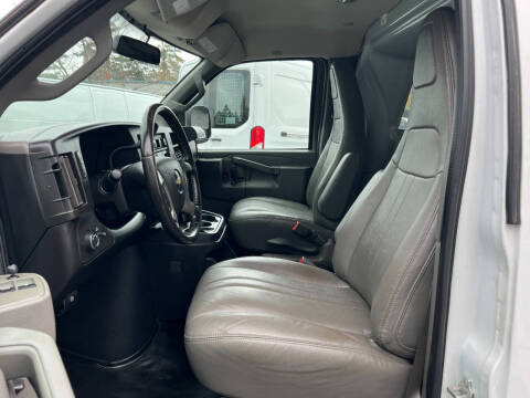 2019 Chevrolet Express 2500