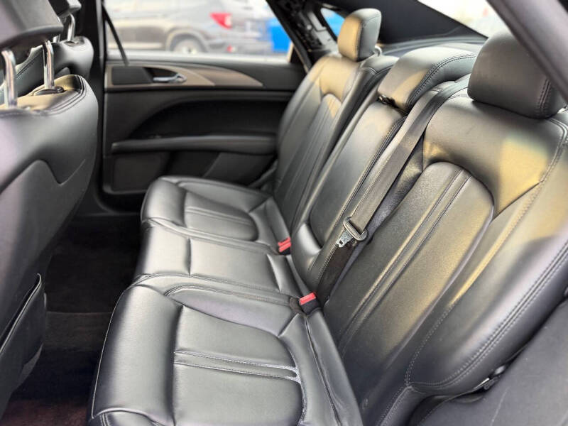 2017 Lincoln MKZ Premiere