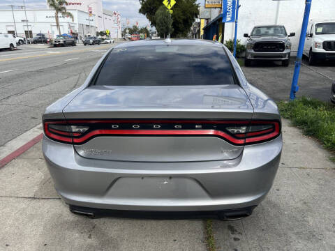 2015 Dodge Charger SXT