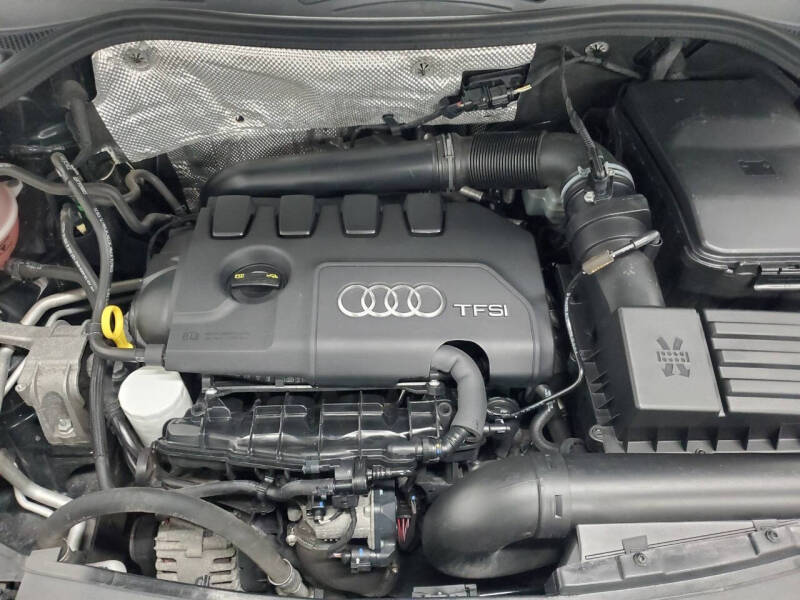 2016 Audi Q3 2.0T quattro Premium Plus