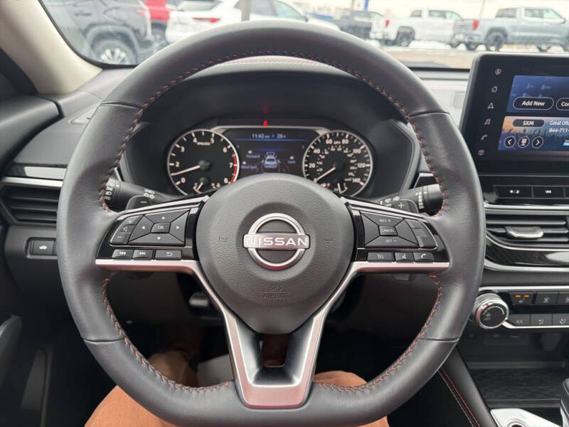 2024 Nissan Altima 2.5 SR