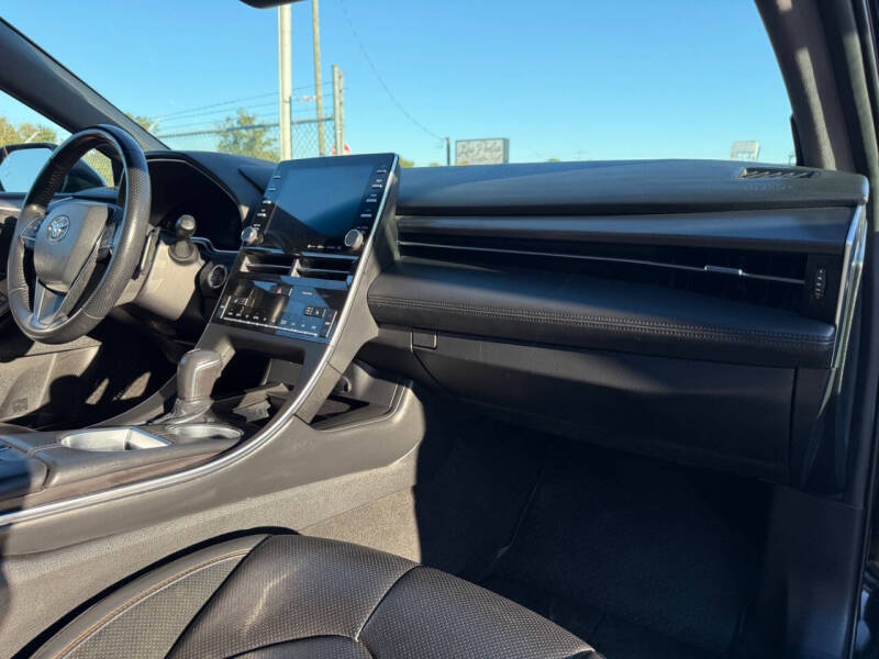 2021 Toyota Avalon XSE Nightshade