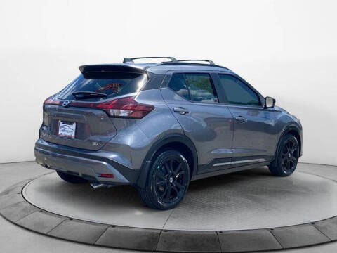 2021 Nissan Kicks SR