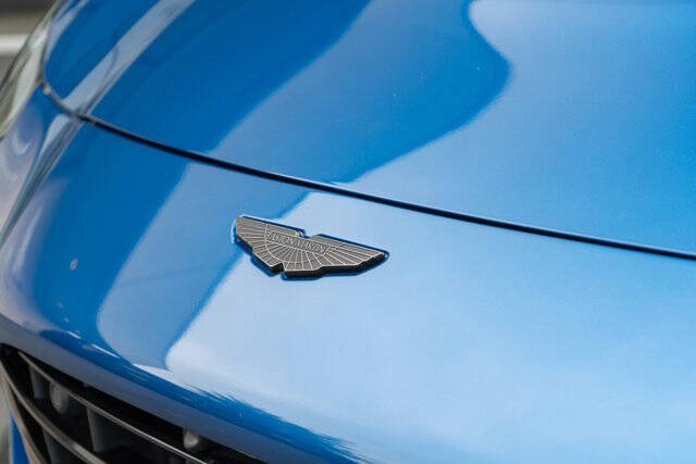 2022 Aston Martin Vantage 46