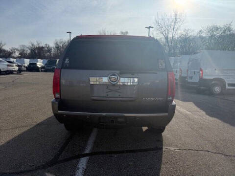 2013 Cadillac Escalade Luxury