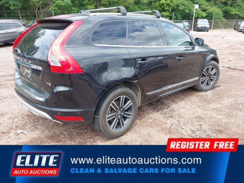2017 Volvo XC60 T5 Dynamic