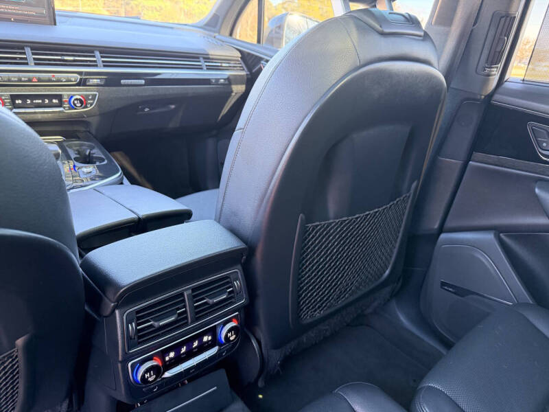 2017 Audi Q7 3.0T quattro Premium Plus