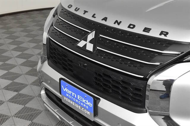 2023 Mitsubishi Outlander SEL