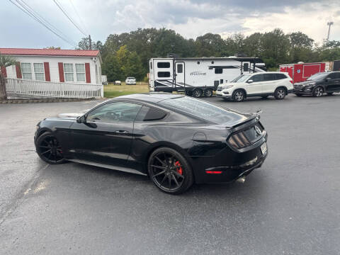 2017 Ford Mustang V6