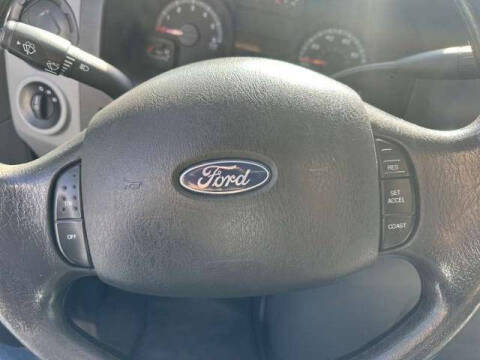 2017 Ford E-Series