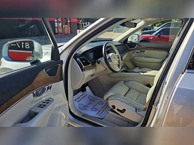 2016 Volvo XC90 T6 Inscription