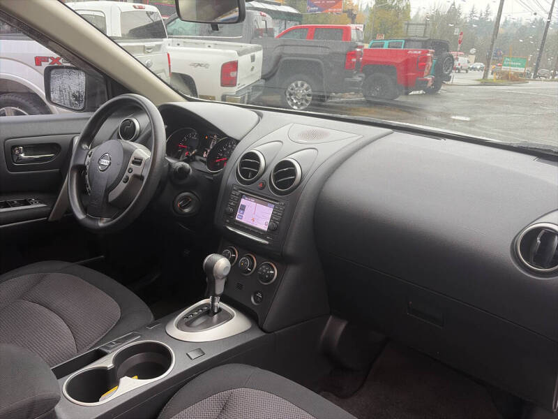 2013 Nissan Rogue SV