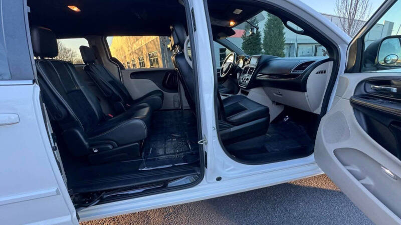 2017 Dodge Grand Caravan SXT