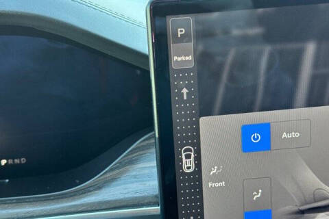 2023 Tesla Model X Standard Range