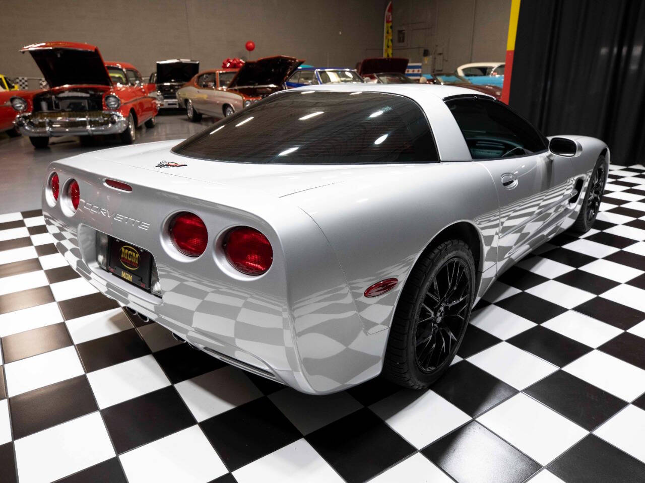 2004 Chevrolet Corvette 18