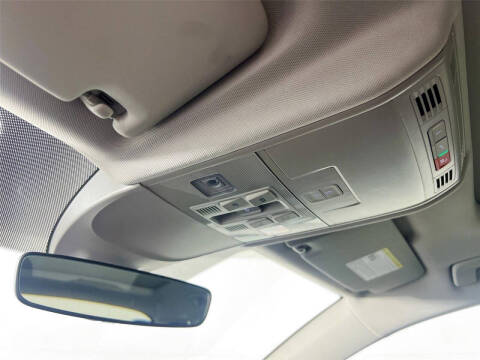 2023 Volkswagen Taos SE 4Motion