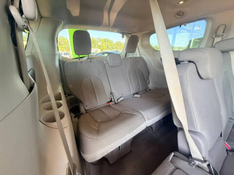 2017 Chrysler Pacifica Touring