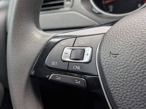 2016 Volkswagen Jetta