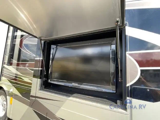 2011 Tiffin Phaeton