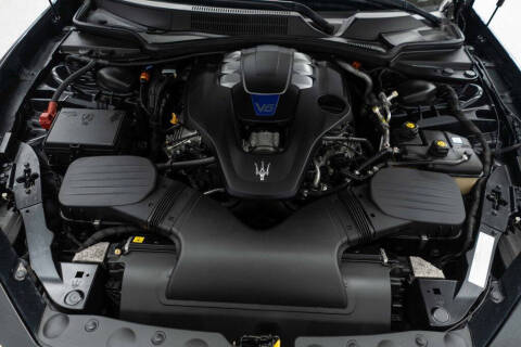 2022 Maserati Ghibli Modena Q4