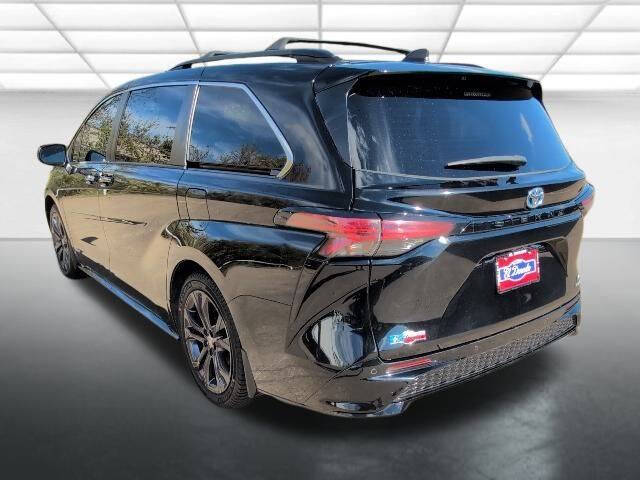 2021 Toyota Sienna XSE 7-Passenger