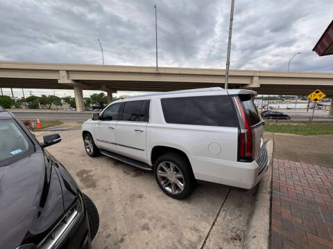 2017 Cadillac Escalade ESV Standard